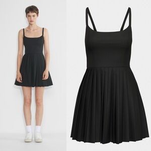 NWOT Aritzia Sunday Best Trix Dress Bustier mini dress with pleated skirt